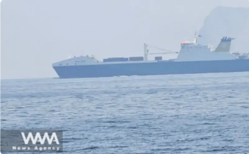 Căng thẳng Mỹ - Iran leo thang: Phong tỏa eo biển Hormuz và những cảnh báo nguy hiểm