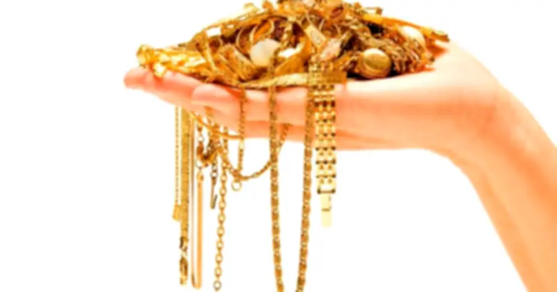 Công ty APT lỗ kỷ lục 1.153 tỷ đồng, nợ vàng Sacombank vượt 2.400 tỷ đồng