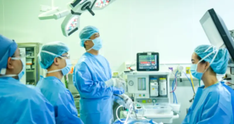 Cảnh báo bệnh lý cột sống gia tăng ở người trẻ và giải pháp phòng ngừa từ chuyên gia