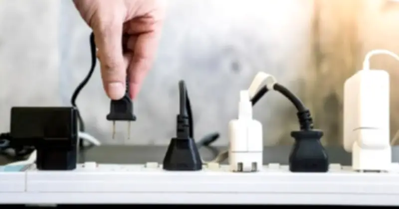 Cảnh báo 'điện ma' trong nhà: 4 thiết bị ngốn điện âm thầm dù đã tắt