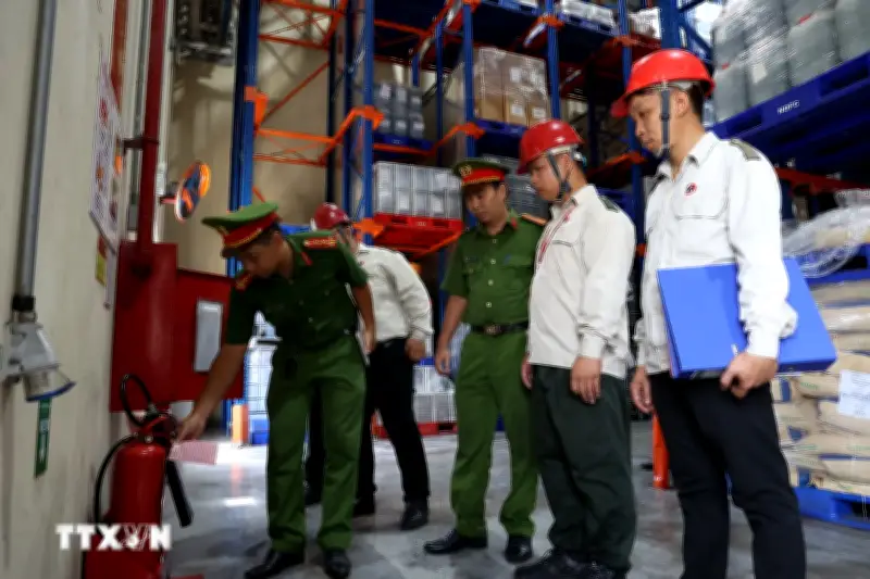 Cảnh báo nguy cơ cháy nổ cao tại các siêu đô thị TP.HCM trong mùa nắng nóng