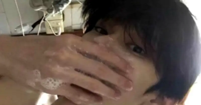 Cảnh báo nguy hiểm: Tắm muộn trước khi ngủ tiềm ẩn nguy cơ đột quỵ và tử vong đột ngột