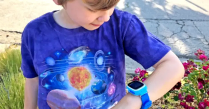 Cảnh báo rủi ro bảo mật từ thiết bị định vị GPS cho trẻ em