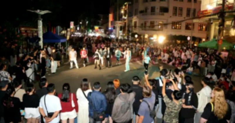 Cảnh báo tội phạm lừa đảo, móc túi tại điểm du lịch Cần Thơ dịp lễ 30.4-1.5