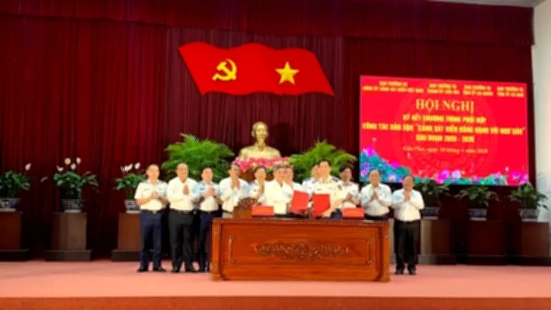 Cảnh sát biển Việt Nam ký kết chương trình phối hợp toàn diện với các địa phương