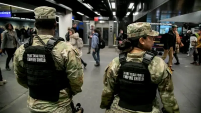 Cảnh sát Mỹ bắn chết nghi phạm tấn công bằng dao rựa trên sân ga