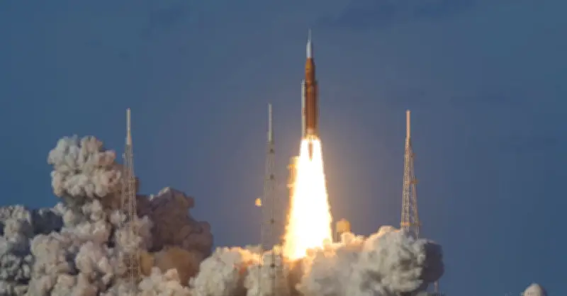 Con người trở lại Mặt Trăng sau 54 năm: Bước đột phá mới của NASA