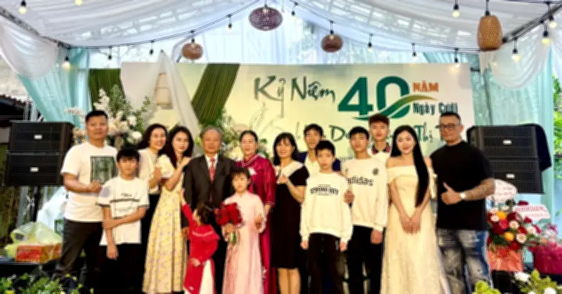 Con rể tổ chức lễ kỷ niệm 40 năm ngày cưới cho bố mẹ vợ, nhận như điều xúc động
