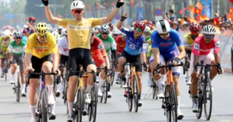 Cúp Xe Đạp TP.HCM: Anton Popov Chiến Thắng Ngoạn Mục Ở Chặng 6 Nghệ An