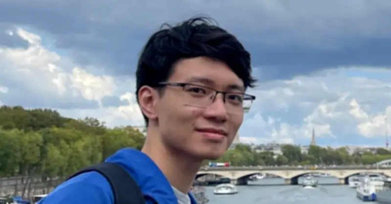 Cậu Rể Từ Học Sinh Giỏi Hóa Đến Nghiên Cứu Sinh Tiến Sĩ Về AI Tại Thụy Sĩ