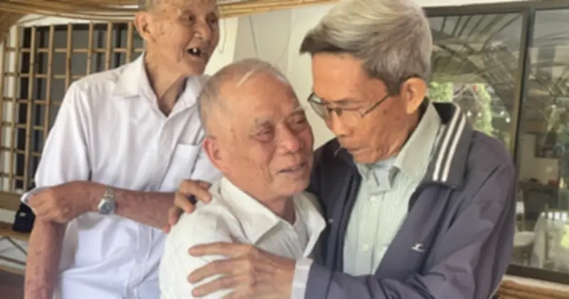 Cựu tù Côn Đảo tái ngộ: Ký ức chuồng cọp và bữa cơm cá khô mục không thể nào quên