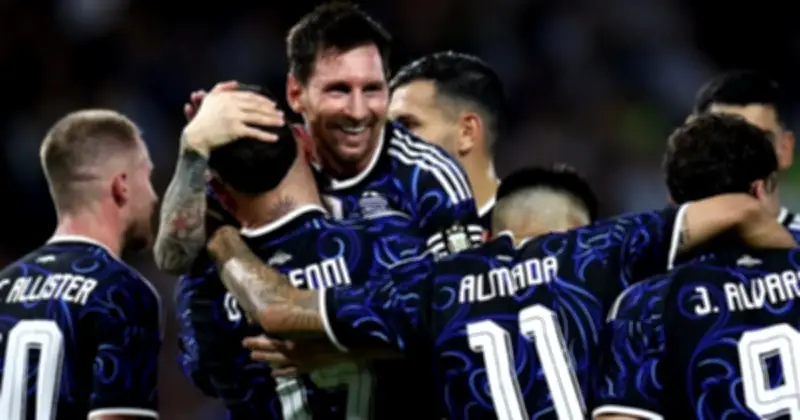 Cựu thủ môn Mỹ Keller: Messi và Ronaldo khó vô địch World Cup 2026