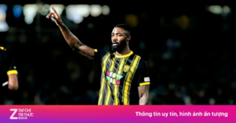 Cựu thần đồng MU Tyler Blackett tái xuất sau hơn 2 năm thất nghiệp