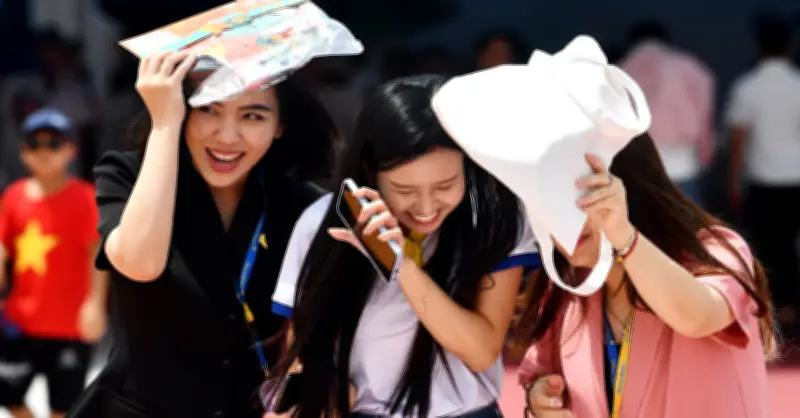 Dự báo thời tiết 15/4/2026: Nắng nóng đỉnh điểm, không khí lạnh sắp tràn về