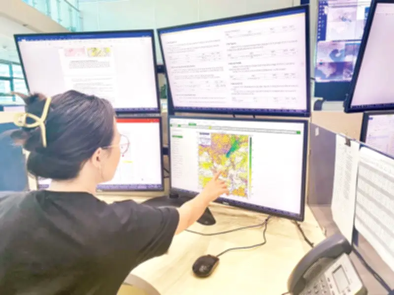 Dự báo thiên tai 2026: Nắng nóng gay gắt, mưa lớn cục bộ và bão khó lường