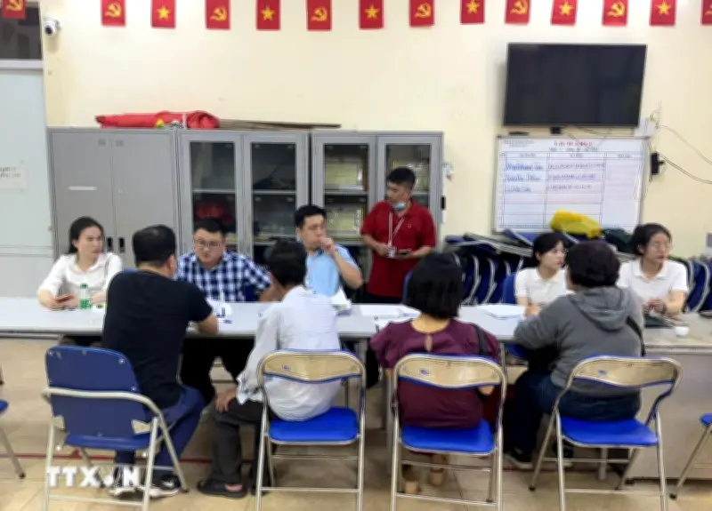 Dự án cầu Tư Liên: Chính quyền cam kết không để nhà thầu đơn độc đối mặt khó khăn