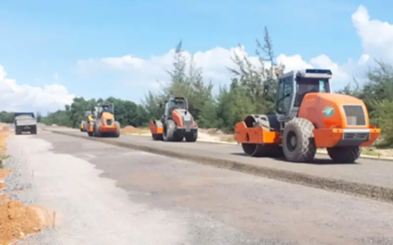 Dự án đường ven biển Quảng Trị gặp khó khăn về giải phóng mặt bằng và giá vật liệu tăng cao