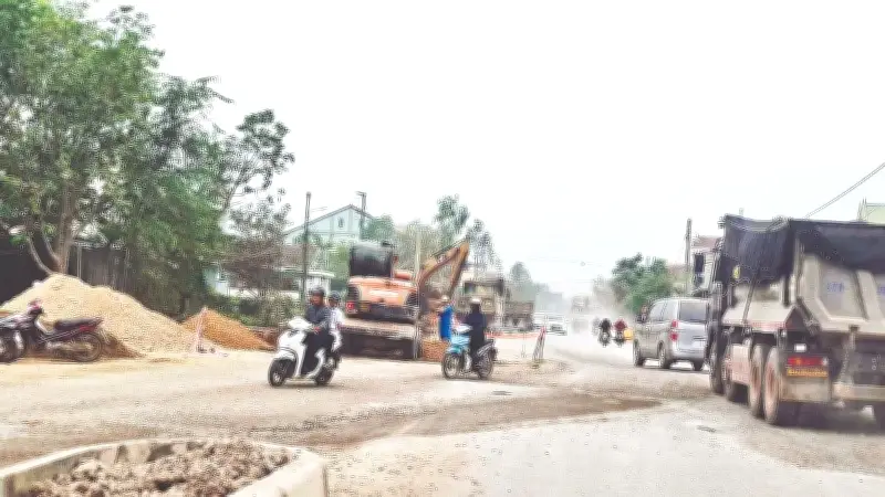 Dự án Quốc lộ 46 Vinh-Nam Đàn vướng mặt bằng, tiến độ chậm trễ