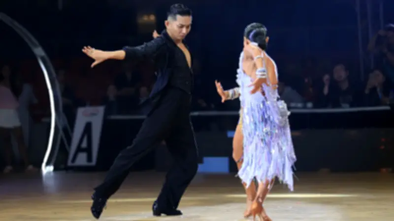 DanceSport Việt Nam tỏa sáng tại Manila với loạt huy chương vàng và bạc