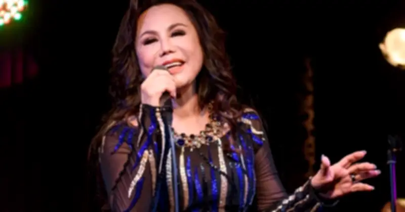 Danh ca Thanh Tuyền: Từ 'xem ké' rạp hát đến ngôi sao vượt cả Bạch Tuyết