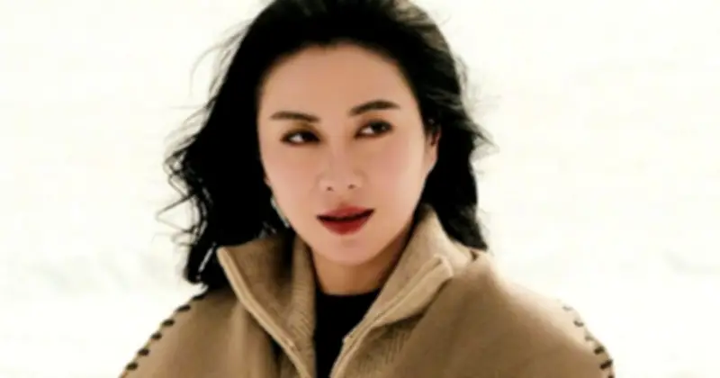 Diệp Tuyền đối mặt kiện tụng với bảo mẫu cha: Tranh chấp tài sản và mộ phần tổ tiên