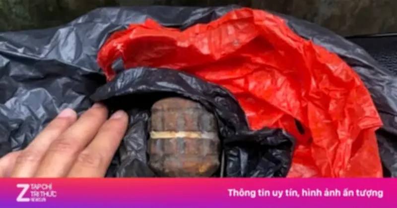 Dọn Dẹp Nhà Cửa, Phát Hiện Lựu Đạn Và Dao Tự Chế Trong Đồ Đạc Người Đã Khuất