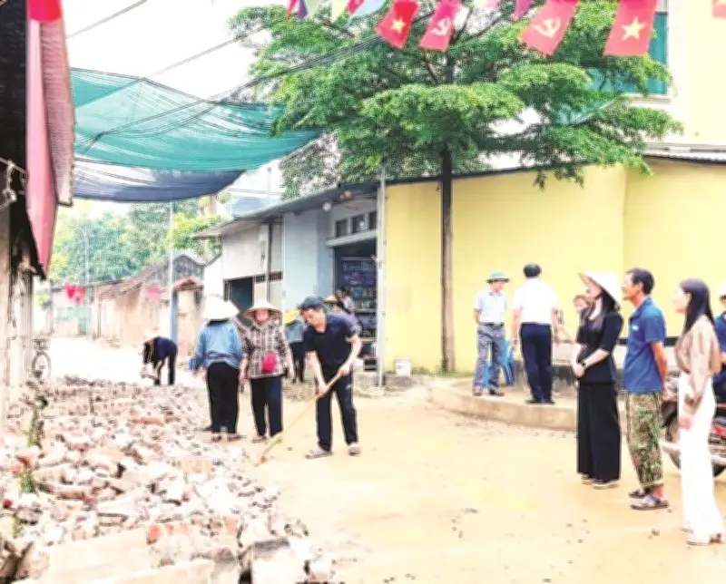 Dân vận khéo mở lối phát triển: Hiến đất làm đường tại Bất Bạt, Phúc Thọ, Phượng Dực