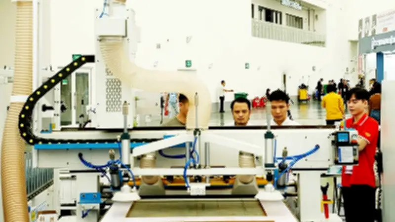 Dòng vốn FDI vào Việt Nam tăng mạnh, chuyển hướng sang 'xanh' và 'số'