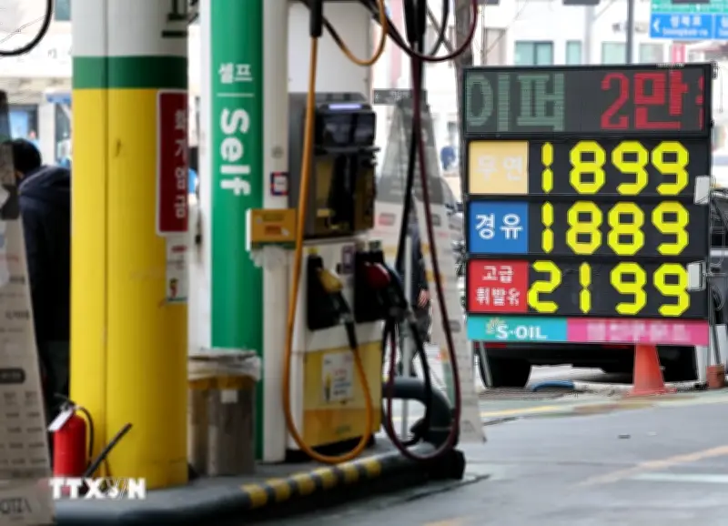 Doanh Nghiệp Hàn Quốc Giảm Tiêu Thụ Dầu, Italy Gia Hạn Giảm Thuế Nhiên Liệu
