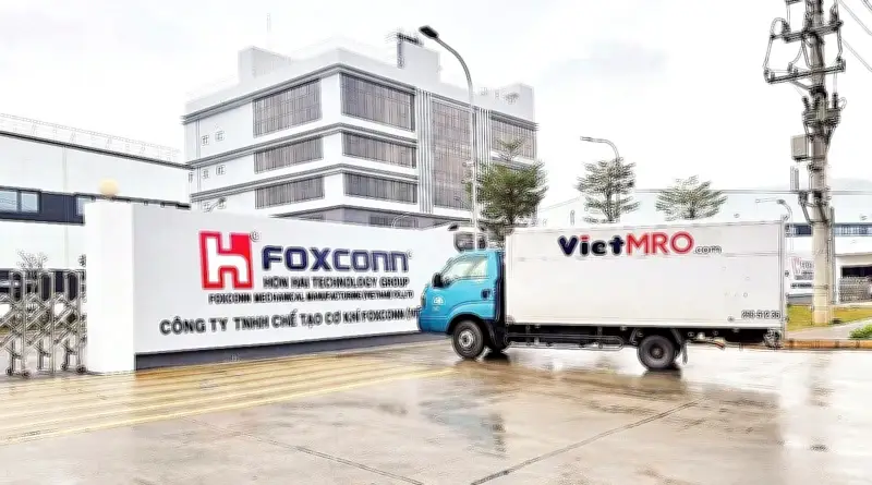 Doanh nghiệp xuất nhập khẩu Hà Nội đối mặt áp lực từ biến động giá xăng dầu