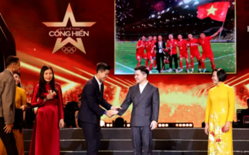 Doanh nhân Đỗ Vinh Quang và Hoa hậu Đỗ Mỹ Linh đón tin vui đầu năm mới