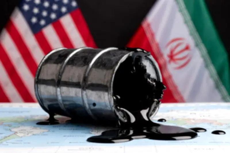 Dầu thô hạ nhiệt sau tin Mỹ - Iran được cho là đàm phán ngừng bắn 45 ngày