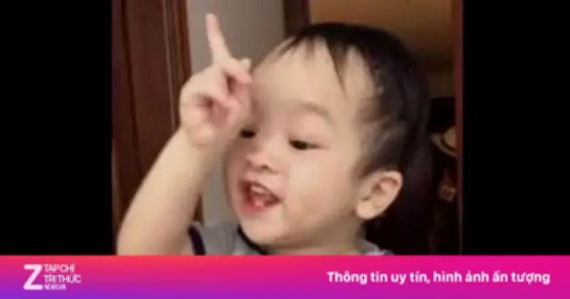Em bé nói 'nín' gây sốt mạng xã hội, thu hút hơn 41 triệu lượt xem