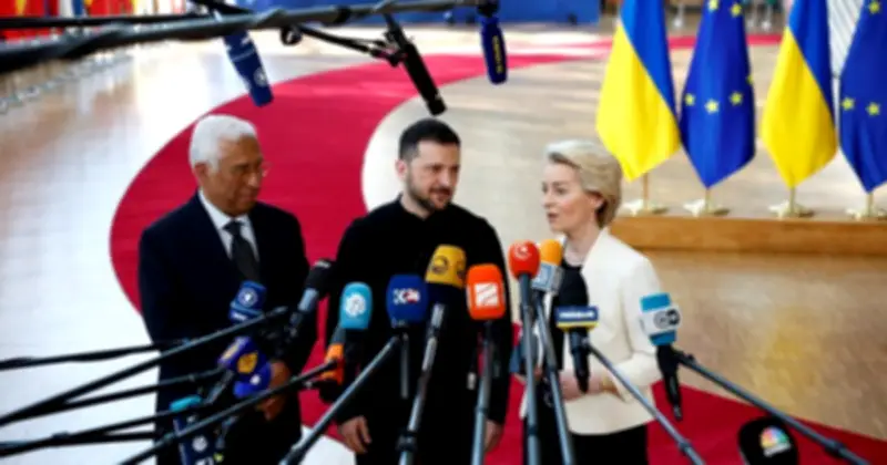 EU Chính Thức Thông Qua Gói Vay 90 Tỉ Euro Cho Ukraine Và Cấm Vận Nga