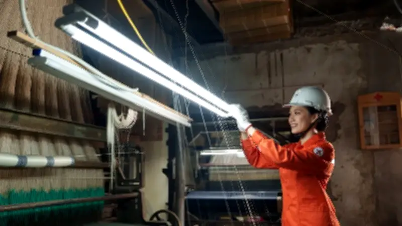 EVNHANOI đẩy mạnh truyền thông và công nghệ để lan tỏa thói quen tiết kiệm điện