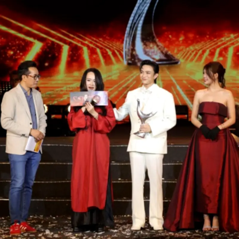 Fan ruột Soobin Hoàng Sơn chi 1 tỷ đồng đấu giá cúp tại Giải thưởng Cống hiến 2026