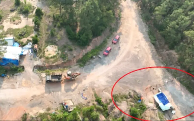 Gỡ nút thắt ở xã Tân Châu: Vận động dân tháo dỡ công trình trái phép