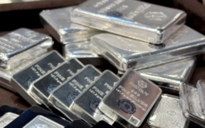 Giá Bạc Hôm Nay 18/4: Thị Trường Trong Nước Chững Lại Sau Cơn Sốt