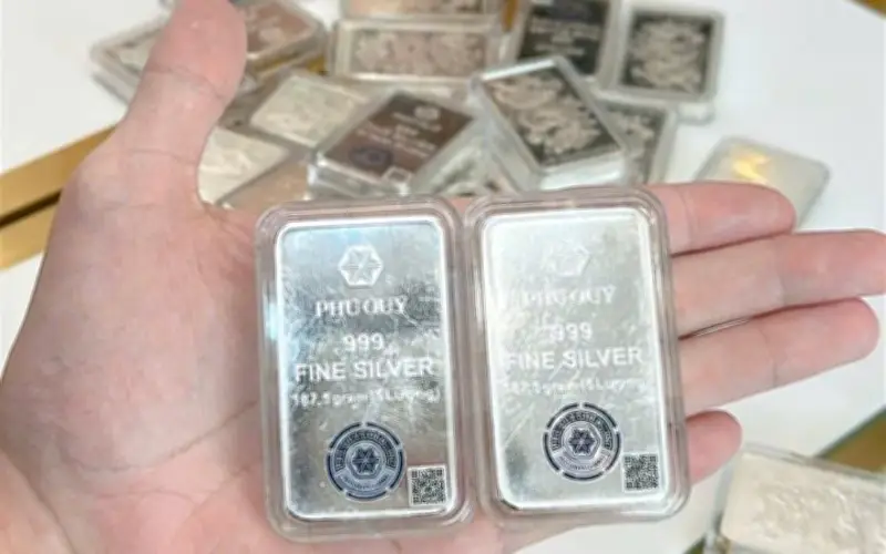 Giá bạc hôm nay 27/4: Phú Quý, DOJI, Ancarat, Sacombank, SBJ giảm bao nhiêu?