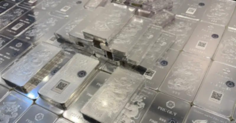 Giá Bạc Trong Nước Bật Tăng Mạnh Ngày 3/4, Phục Hồi Sau Cú Lao Dốc