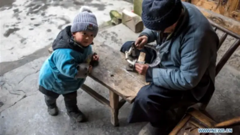 Giá Bạc Trong Nước Đồng Loạt Giảm, Bám Sát Xu Hướng Thế Giới