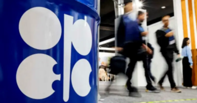 Giá dầu thế giới biến động mạnh, trong nước dự kiến điều chỉnh giá xăng dầu ngày 2.4