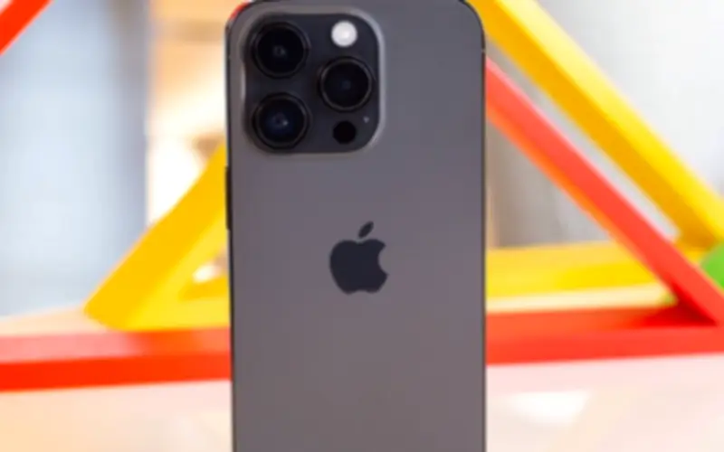 Giá iPhone 14, 14 Pro Max Giảm Mạnh, Thấp Kỷ Lục, Cạnh Tranh iPhone 17