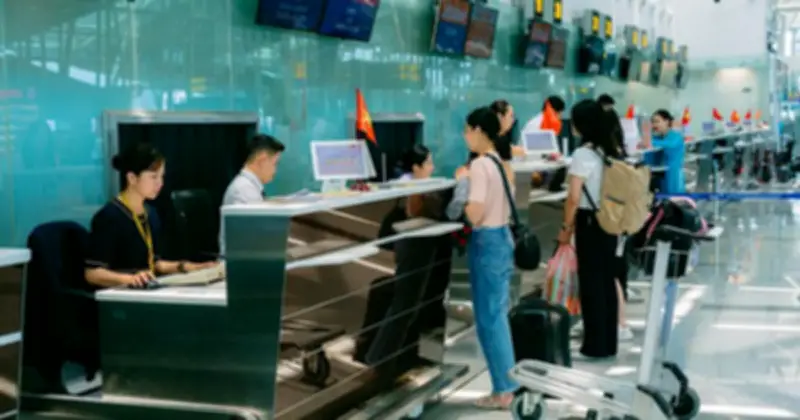 Giá nhiên liệu bay giảm mạnh, hãng hàng không vẫn đối mặt thách thức lớn