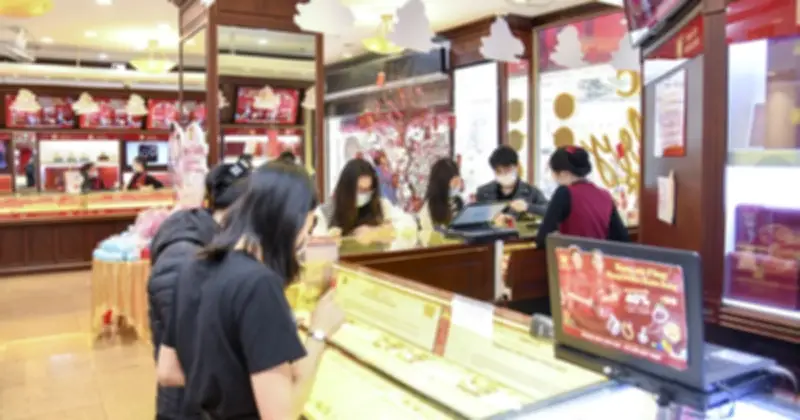 Giá vàng SJC giảm mạnh 1,4 triệu đồng/lượng, vàng nhẫn trơn biến động bất ngờ