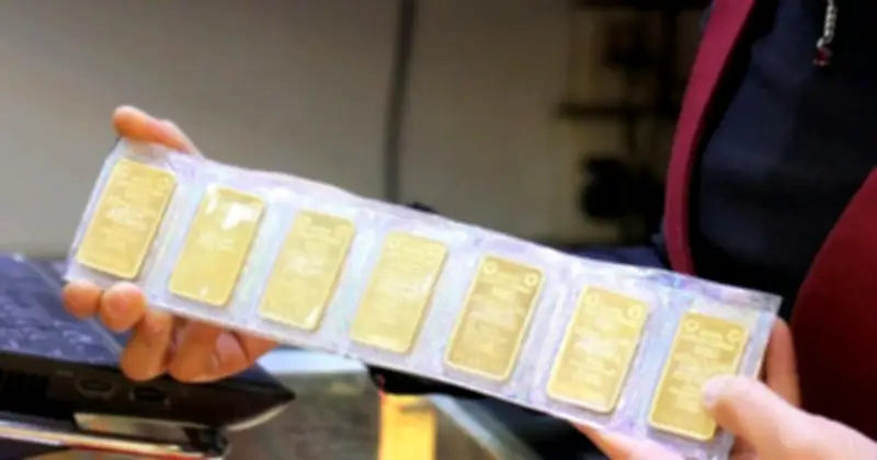 Giá vàng SJC giảm mạnh, bạc trong nước tăng trái chiều với thế giới