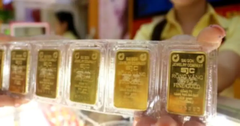 Giá vàng SJC và các thương hiệu khác giữ nguyên, chênh lệch với thế giới vẫn cao