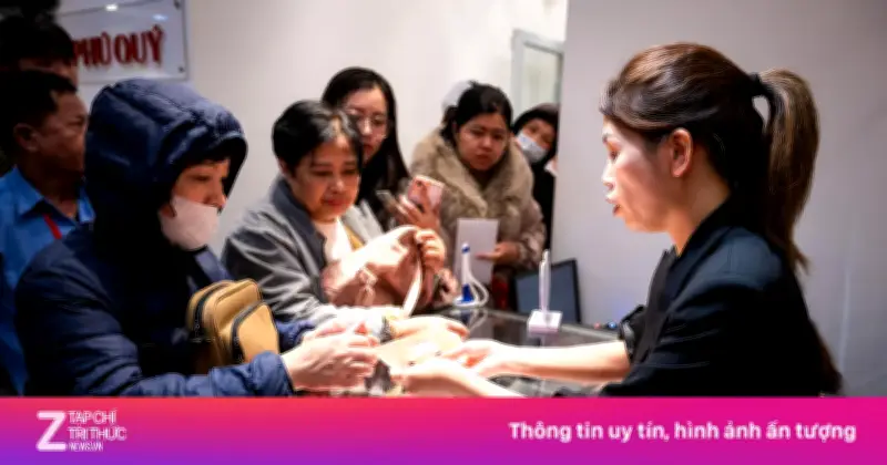 Giá vàng sụt giảm mạnh, người mua lỗ gần 10 triệu đồng/lượng chỉ sau một đêm