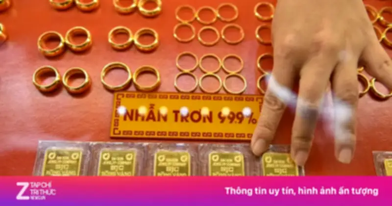 Giá vàng trong nước chạm đáy 3 tháng, người dân đổ xô mua