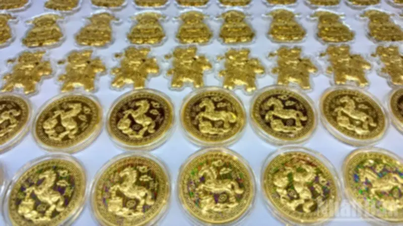 Giá vàng trong nước giảm sâu đầu tuần, chênh lệch với thế giới vẫn cao